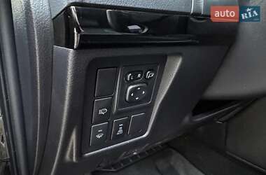 Внедорожник / Кроссовер Toyota Land Cruiser Prado 2015 в 