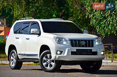 Позашляховик / Кросовер Toyota Land Cruiser Prado 2011 в Дніпрі