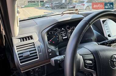 Внедорожник / Кроссовер Toyota Land Cruiser Prado 2021 в 