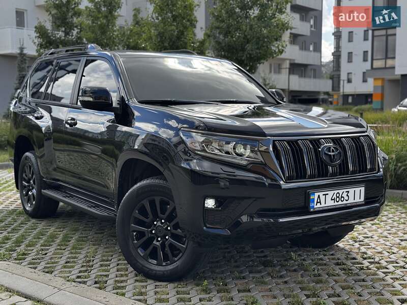 Toyota Land Cruiser Prado 2023