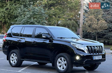 Внедорожник / Кроссовер Toyota Land Cruiser Prado 2016 в Днепре
