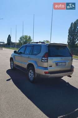 Внедорожник / Кроссовер Toyota Land Cruiser Prado 2005 в  фото 10 Внедорожник / Кроссовер Toyota Land Cruiser Prado 2005 в