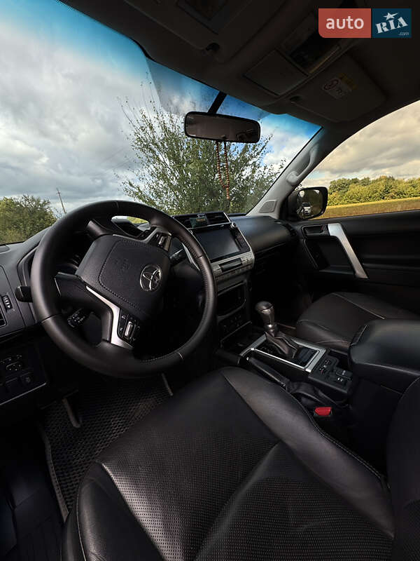 Позашляховик / Кросовер Toyota Land Cruiser Prado 2019 в Вінниці фото 18 Позашляховик / Кросовер Toyota Land Cruiser Prado 2019 в Вінниці