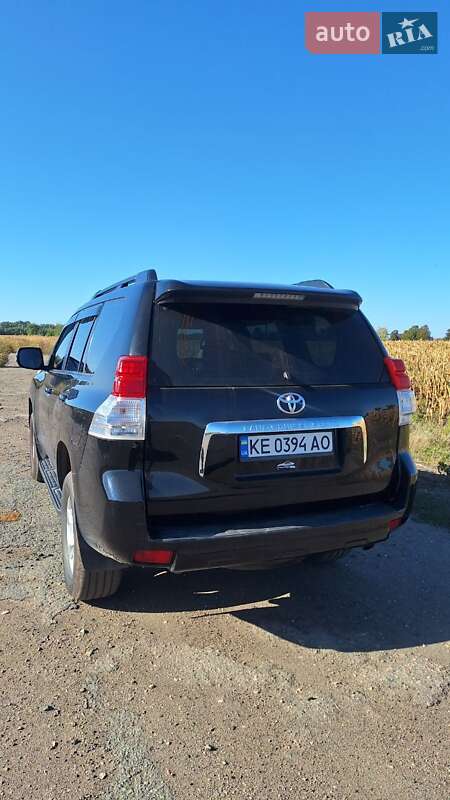 Внедорожник / Кроссовер Toyota Land Cruiser Prado 2010 в Днепре