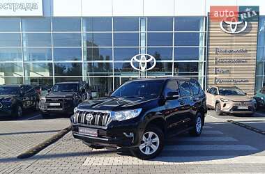 Внедорожник / Кроссовер Toyota Land Cruiser Prado 2019 в Киеве