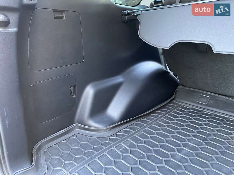 Внедорожник / Кроссовер Toyota Land Cruiser Prado 2017 в Днепре