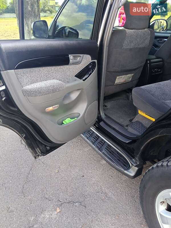 Позашляховик / Кросовер Toyota Land Cruiser Prado 2006 в Києві