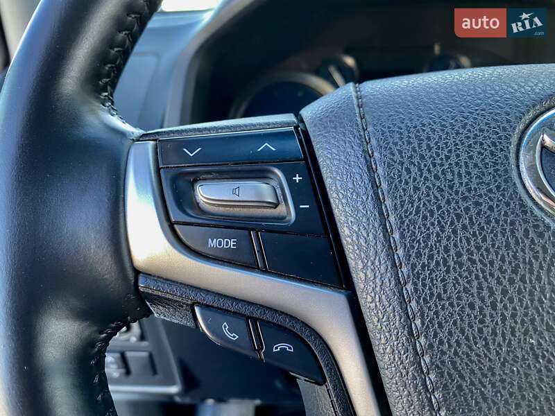 Позашляховик / Кросовер Toyota Land Cruiser Prado 2019 в Києві