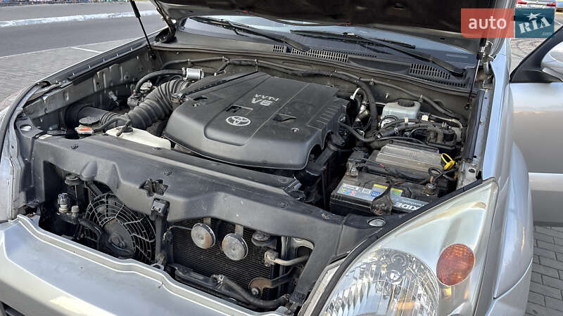 Внедорожник / Кроссовер Toyota Land Cruiser Prado 2006 в Луцке