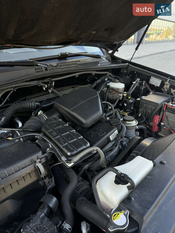 Позашляховик / Кросовер Toyota Land Cruiser Prado 2004 в Дніпрі