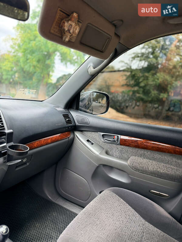 Внедорожник / Кроссовер Toyota Land Cruiser Prado 2006 в Харькове