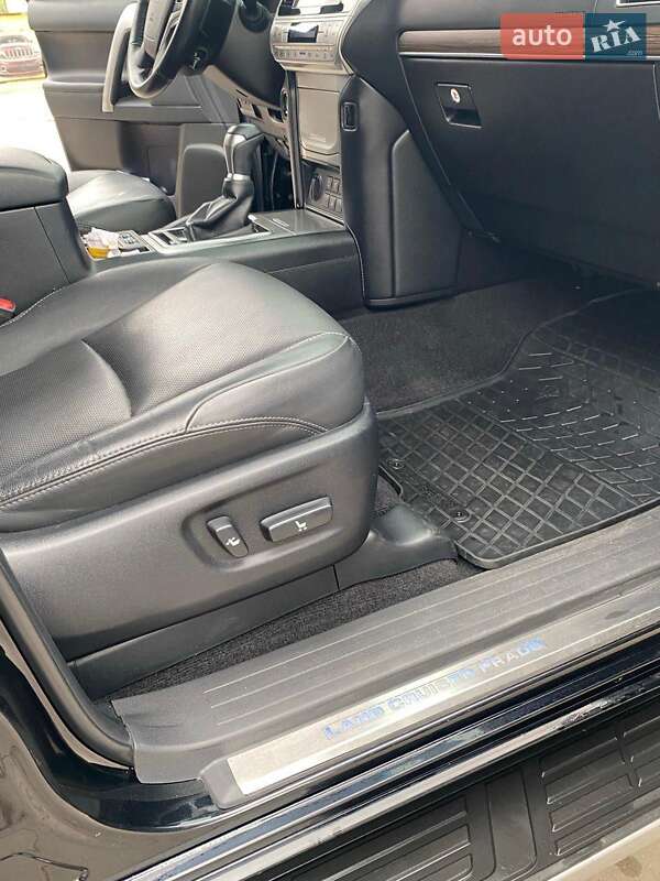 Внедорожник / Кроссовер Toyota Land Cruiser Prado 2019 в Кривом Роге