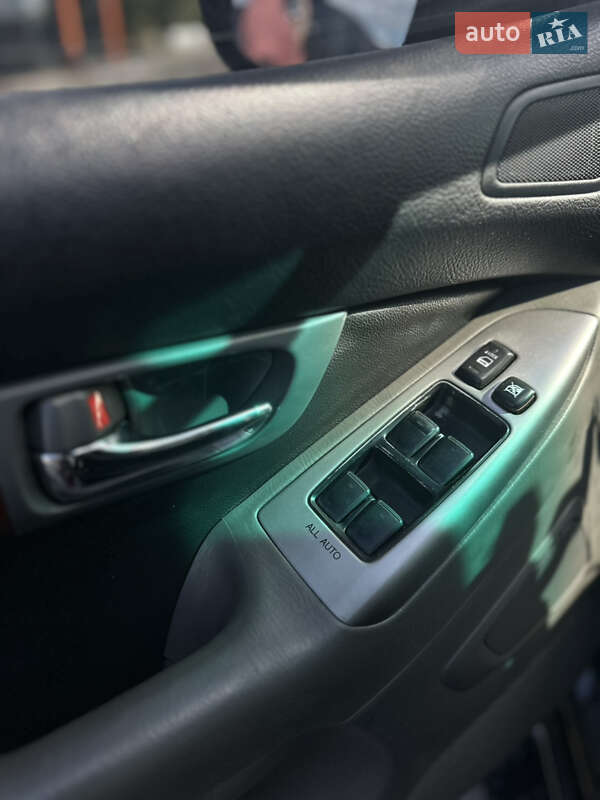 Внедорожник / Кроссовер Toyota Land Cruiser Prado 2008 в Харькове