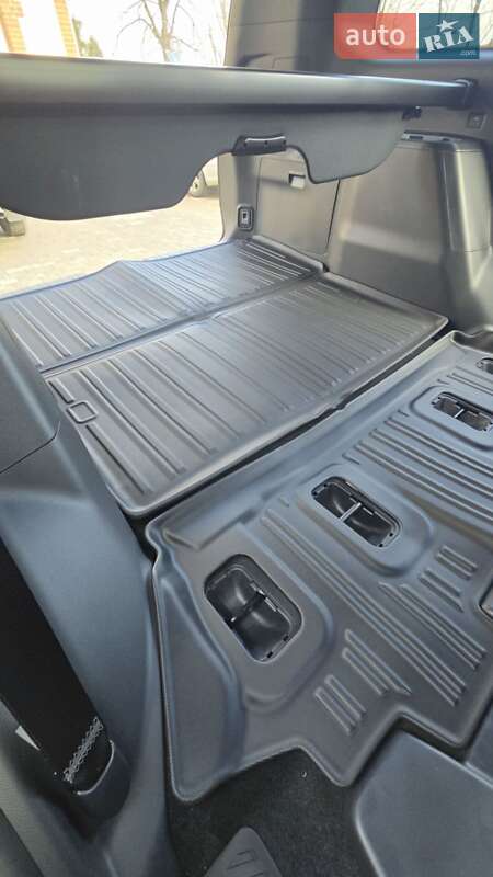 Внедорожник / Кроссовер Toyota Land Cruiser Prado 2024 в Одессе фото 12 Внедорожник / Кроссовер Toyota Land Cruiser Prado 2024 в Одессе