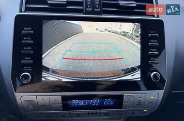 Внедорожник / Кроссовер Toyota Land Cruiser Prado 2021 в 