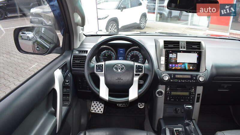 Позашляховик / Кросовер Toyota Land Cruiser Prado 2012 в Житомирі