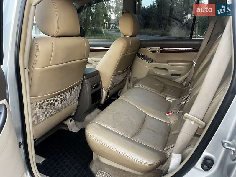 Внедорожник / Кроссовер Toyota Land Cruiser Prado 2004 в Чернигове