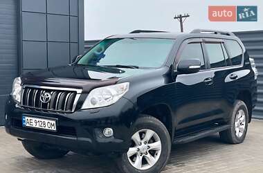 Внедорожник / Кроссовер Toyota Land Cruiser Prado 2011 в Вольногорске