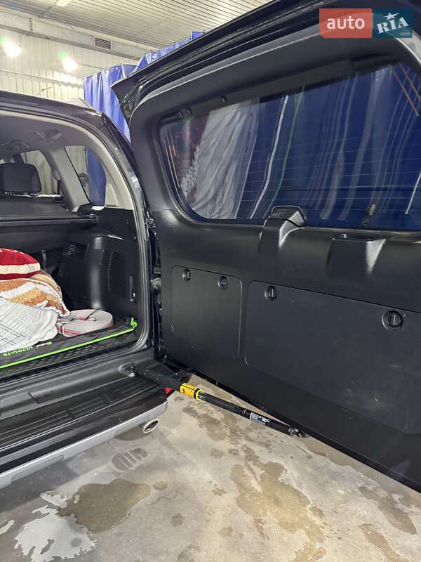 Внедорожник / Кроссовер Toyota Land Cruiser Prado 2019 в Хмельницком