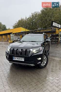 Внедорожник / Кроссовер Toyota Land Cruiser Prado 2019 в Хмельницком