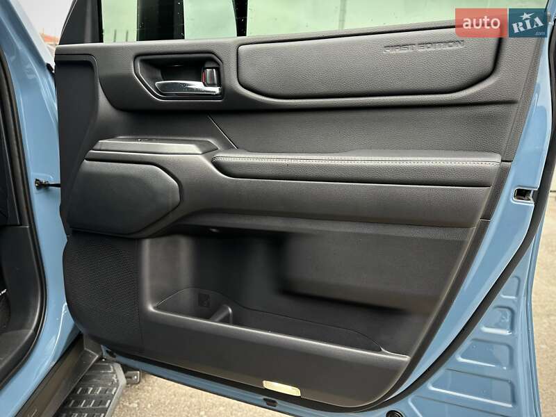 Позашляховик / Кросовер Toyota Land Cruiser Prado 2024 в Києві