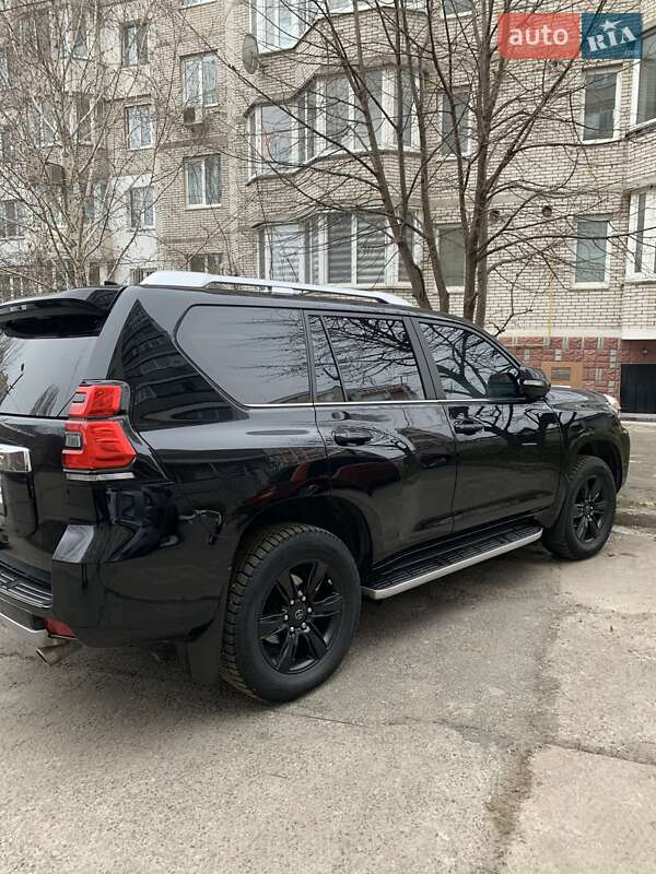 Внедорожник / Кроссовер Toyota Land Cruiser Prado 2019 в Хмельницком