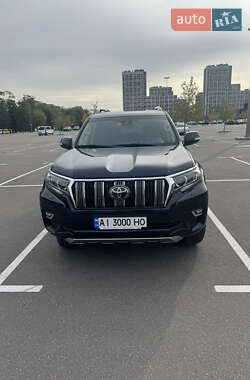 Внедорожник / Кроссовер Toyota Land Cruiser Prado 2019 в Киеве