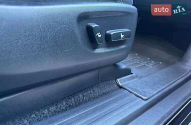 Внедорожник / Кроссовер Toyota Land Cruiser Prado 2018 в 