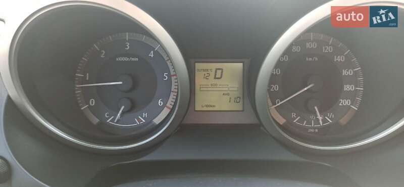 Внедорожник / Кроссовер Toyota Land Cruiser Prado 2011 в Черновцах