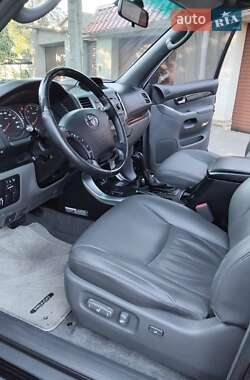 Внедорожник / Кроссовер Toyota Land Cruiser Prado 2008 в 