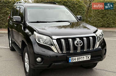 Позашляховик / Кросовер Toyota Land Cruiser Prado 2016 в Києві