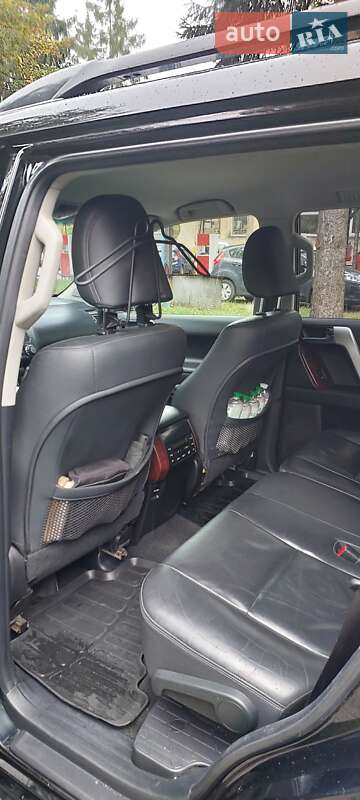 Внедорожник / Кроссовер Toyota Land Cruiser Prado 2017 в Львове