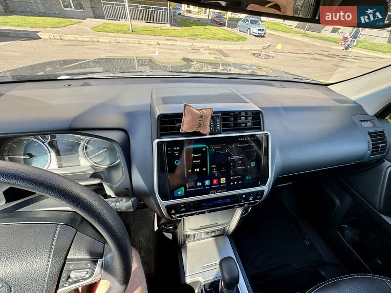 Внедорожник / Кроссовер Toyota Land Cruiser Prado 2020 в Киеве