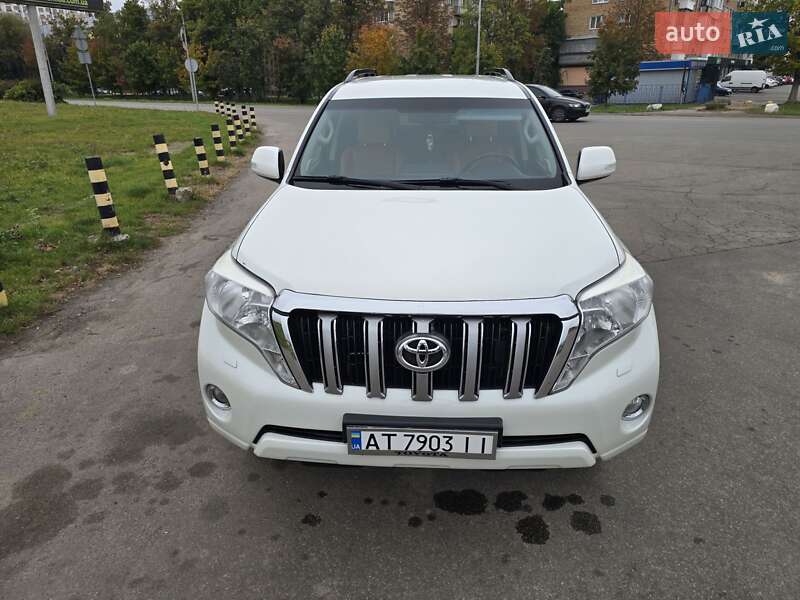 Позашляховик / Кросовер Toyota Land Cruiser Prado 2014 в Києві фото 17 Позашляховик / Кросовер Toyota Land Cruiser Prado 2014 в Києві