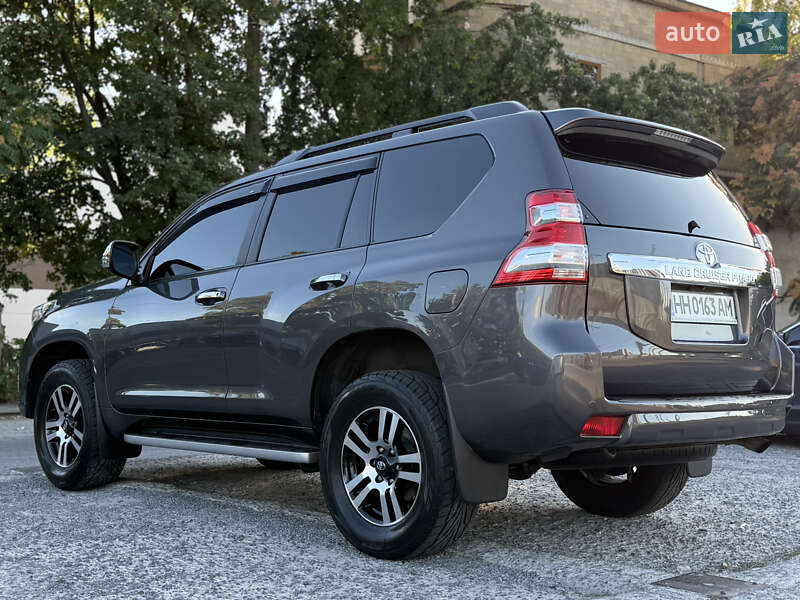 Внедорожник / Кроссовер Toyota Land Cruiser Prado 2013 в Одессе