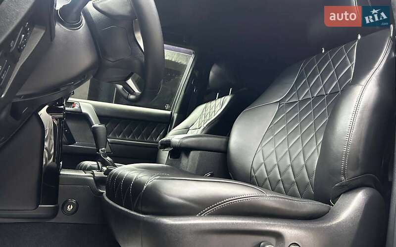 Внедорожник / Кроссовер Toyota Land Cruiser Prado 2015 в Черновцах