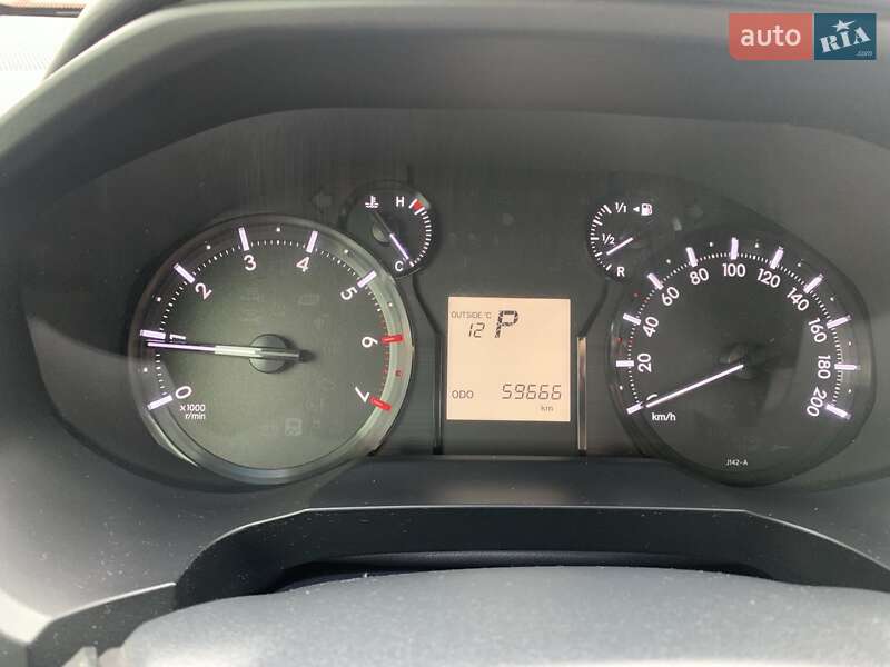 Позашляховик / Кросовер Toyota Land Cruiser Prado 2018 в Києві фото 6 Позашляховик / Кросовер Toyota Land Cruiser Prado 2018 в Києві