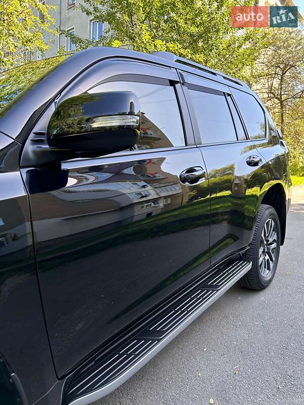 Позашляховик / Кросовер Toyota Land Cruiser Prado 2022 в Яремчі фото 45 Позашляховик / Кросовер Toyota Land Cruiser Prado 2022 в Яремчі