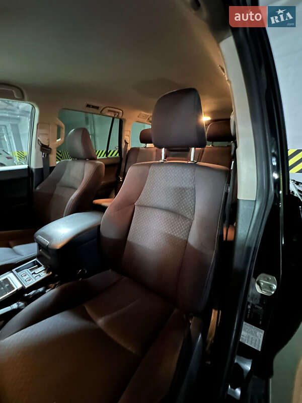 Позашляховик / Кросовер Toyota Land Cruiser Prado 2020 в Одесі фото 7 Позашляховик / Кросовер Toyota Land Cruiser Prado 2020 в Одесі