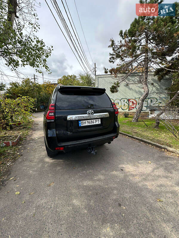 Позашляховик / Кросовер Toyota Land Cruiser Prado 2020 в Одесі фото 4 Позашляховик / Кросовер Toyota Land Cruiser Prado 2020 в Одесі
