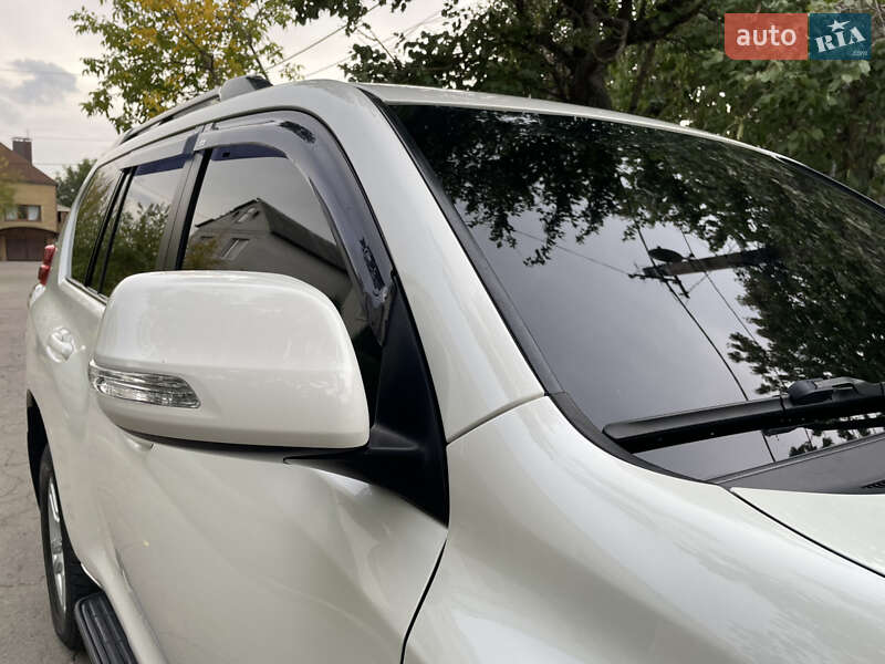 Позашляховик / Кросовер Toyota Land Cruiser Prado 2010 в Дніпрі фото 8 Позашляховик / Кросовер Toyota Land Cruiser Prado 2010 в Дніпрі