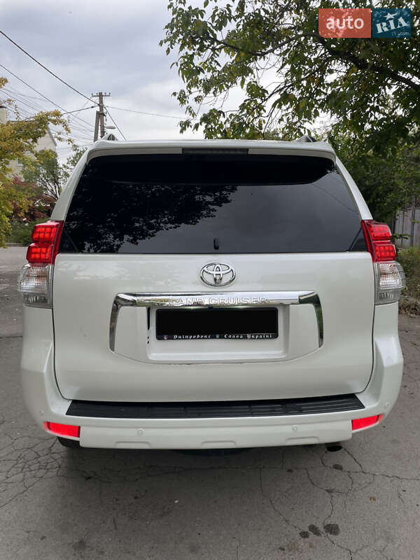 Позашляховик / Кросовер Toyota Land Cruiser Prado 2010 в Дніпрі фото 4 Позашляховик / Кросовер Toyota Land Cruiser Prado 2010 в Дніпрі