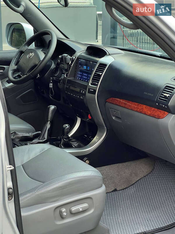 Позашляховик / Кросовер Toyota Land Cruiser Prado 2005 в Одесі фото 8 Позашляховик / Кросовер Toyota Land Cruiser Prado 2005 в Одесі