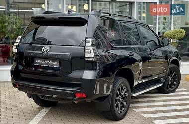Внедорожник / Кроссовер Toyota Land Cruiser Prado 2023 в 