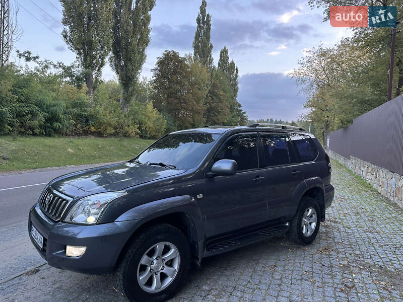 Внедорожник / Кроссовер Toyota Land Cruiser Prado 2005 в Львове