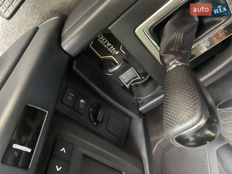 Позашляховик / Кросовер Toyota Land Cruiser Prado 2010 в Дніпрі фото 32 Позашляховик / Кросовер Toyota Land Cruiser Prado 2010 в Дніпрі