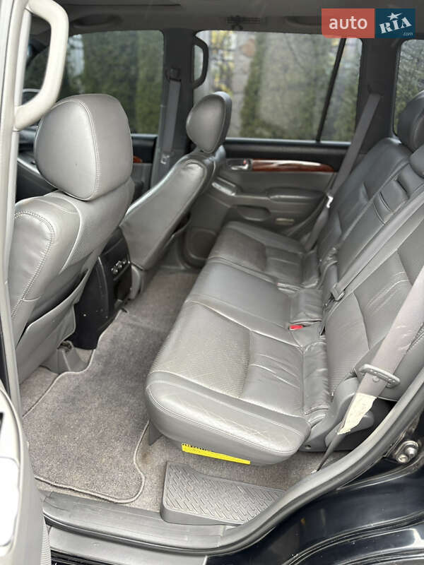 Позашляховик / Кросовер Toyota Land Cruiser Prado 2007 в Жовкві