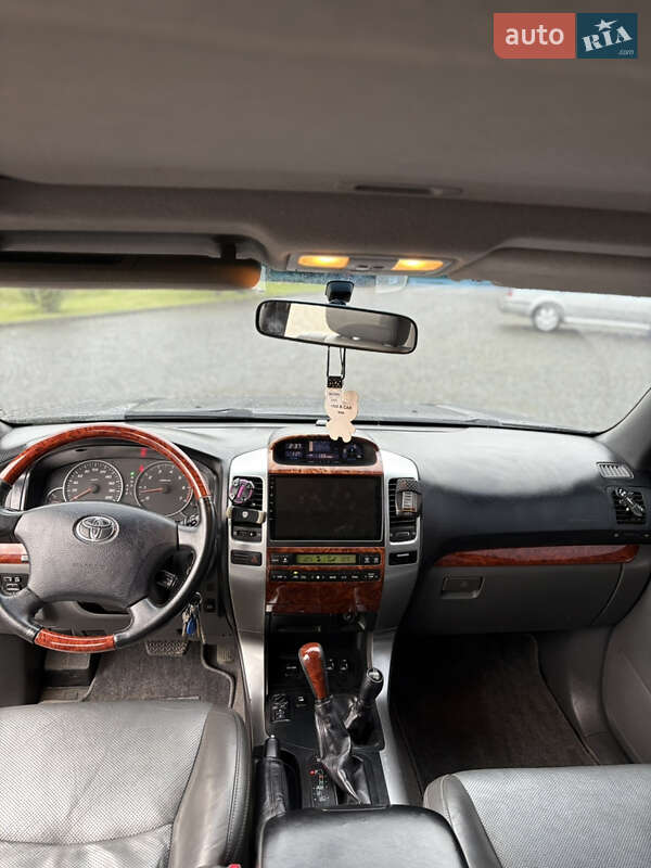 Позашляховик / Кросовер Toyota Land Cruiser Prado 2007 в Жовкві