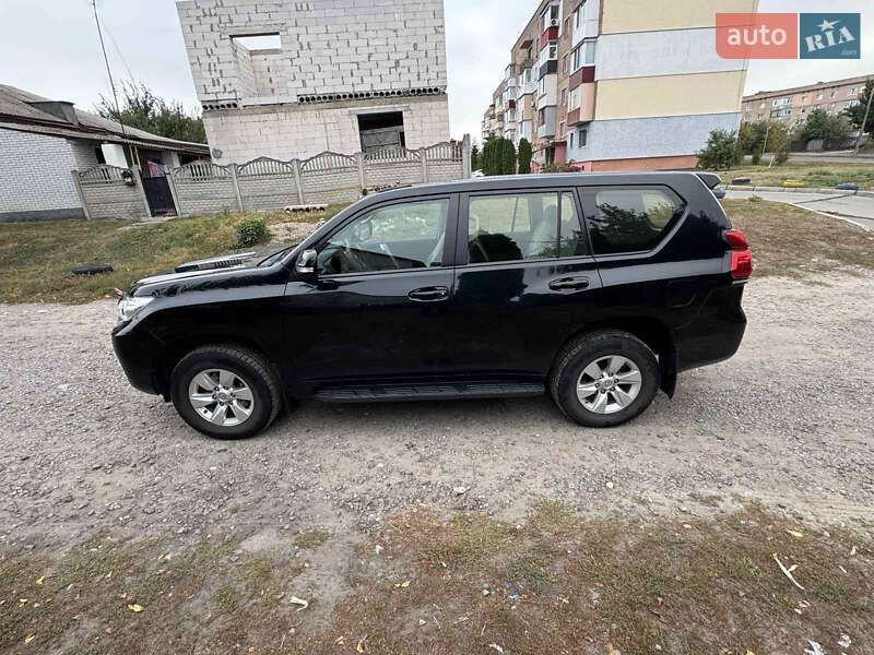 Позашляховик / Кросовер Toyota Land Cruiser Prado 2020 в Києві