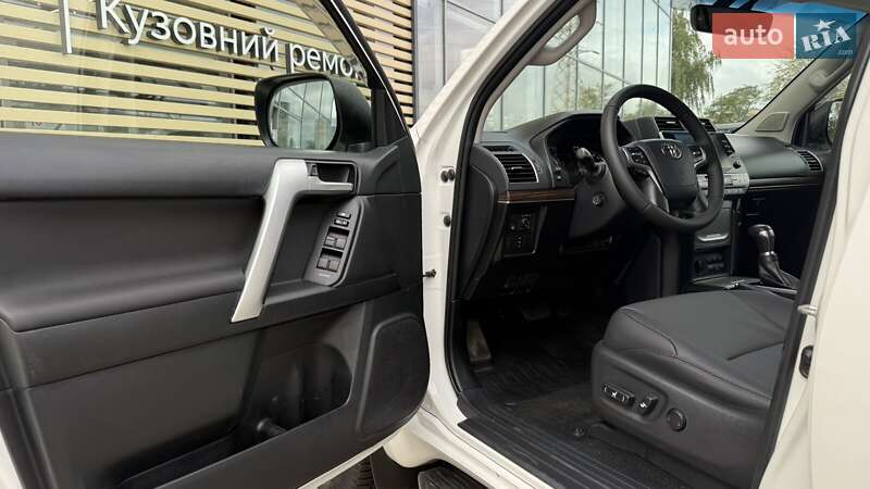 Внедорожник / Кроссовер Toyota Land Cruiser Prado 2021 в Одессе